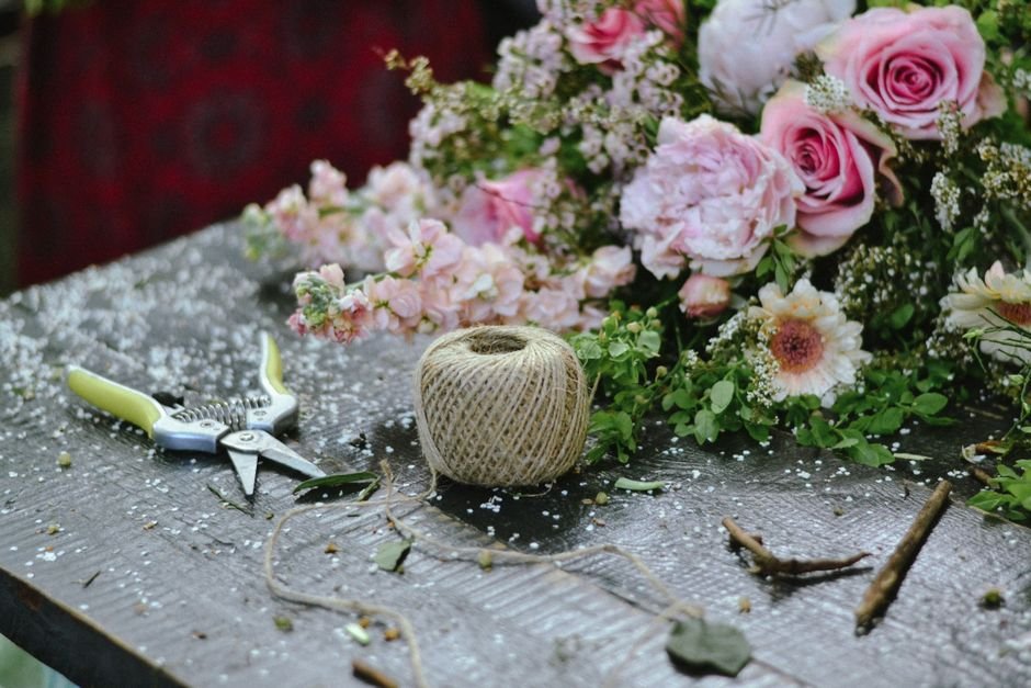 flower arranging table