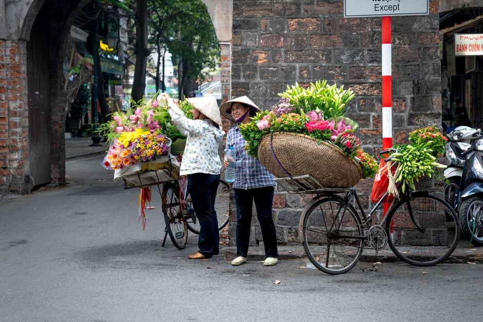flower stand bouquet