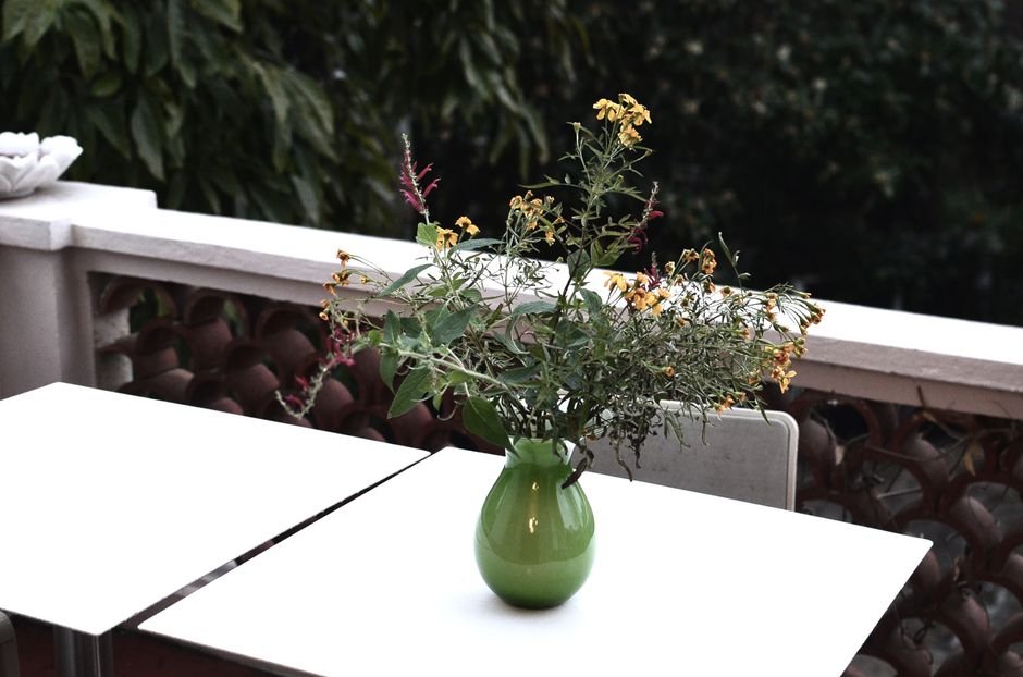 balcony flowers vase